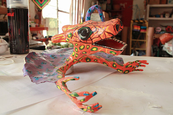 Taller de cartonería Ehecatl: soñar, crear y expresar 5